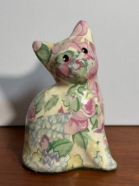 Floral Pattern Decoupage Cat Figurine - Pink & Green Decorative Pet